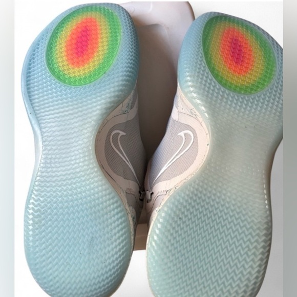 Nike Adapt 2.0 Air Mag size 13.5 Back To The Future. Grey (without charging mat) - Picture 2 of 2